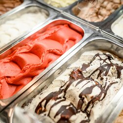 Gelateria - Eisdiele in Mals für cremigen Eisgenuss